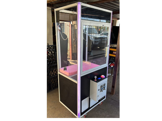 Claw Machine Plain Black image 1