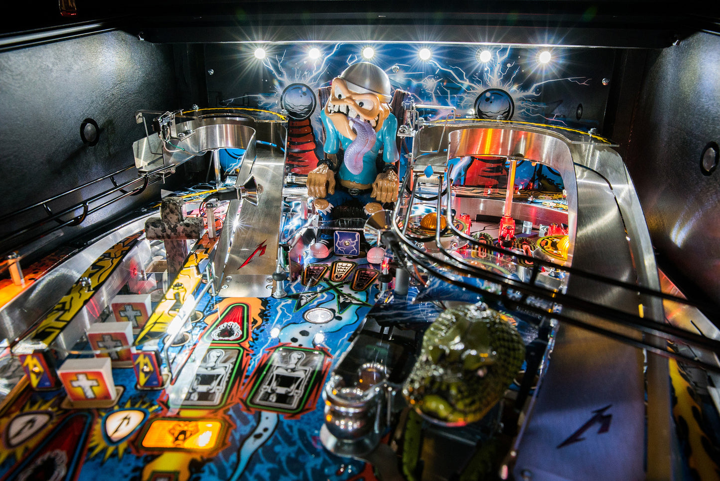 Metallica Pro Stern Pinball Machine (2013)